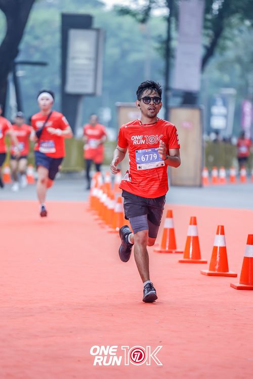 Race photo from ONE RUN 10K 2025