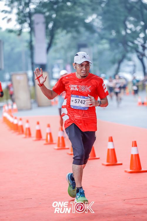 Race photo from ONE RUN 10K 2025
