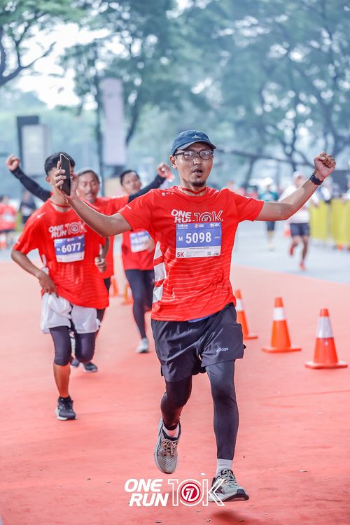 Race photo from ONE RUN 10K 2025
