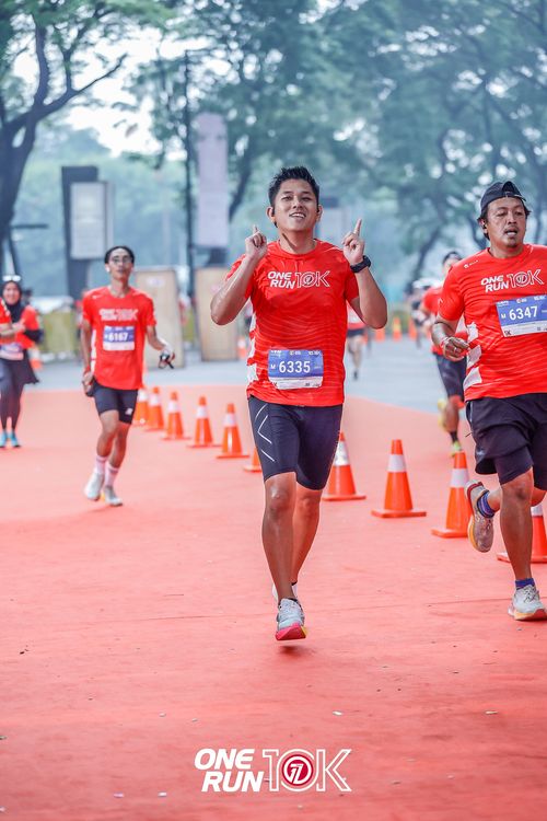 Race photo from ONE RUN 10K 2025