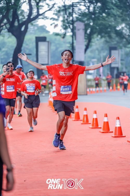 Race photo from ONE RUN 10K 2025