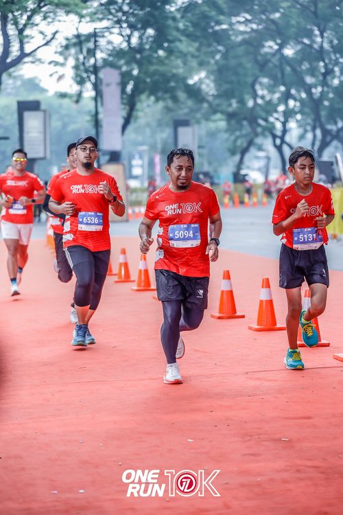 Race photo from ONE RUN 10K 2025