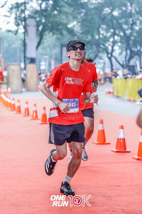 Race photo from ONE RUN 10K 2025