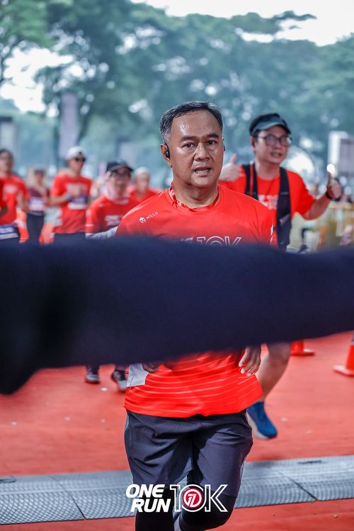 Race photo from ONE RUN 10K 2025