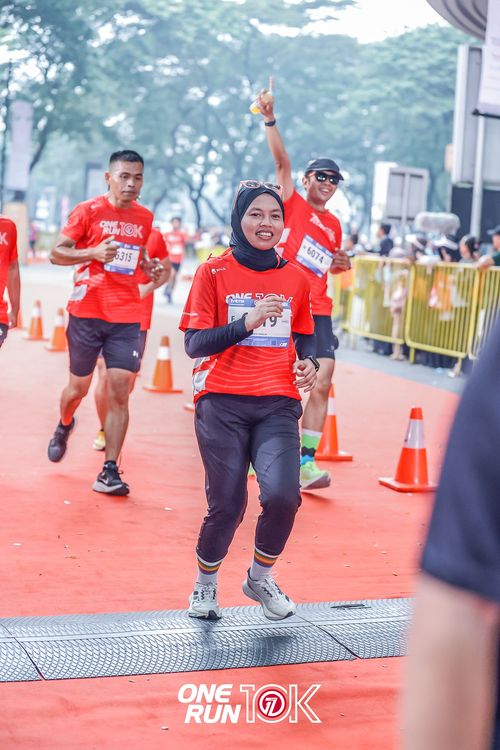 Race photo from ONE RUN 10K 2025