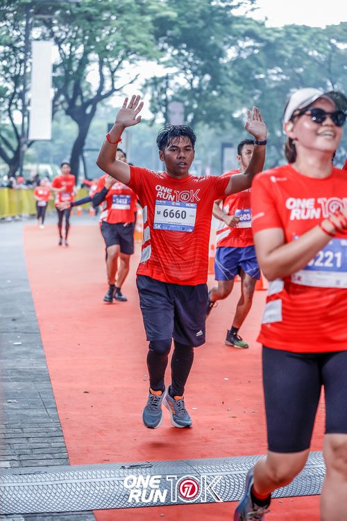 Race photo from ONE RUN 10K 2025