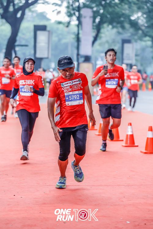 Race photo from ONE RUN 10K 2025