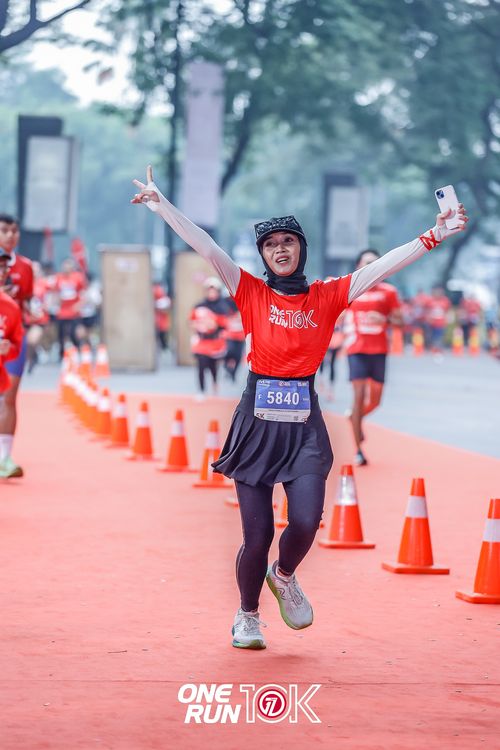 Race photo from ONE RUN 10K 2025