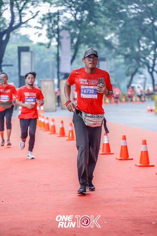 Race photo from ONE RUN 10K 2025