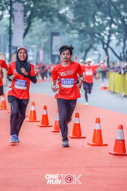 Race photo from ONE RUN 10K 2025