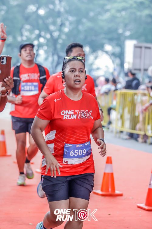 Race photo from ONE RUN 10K 2025