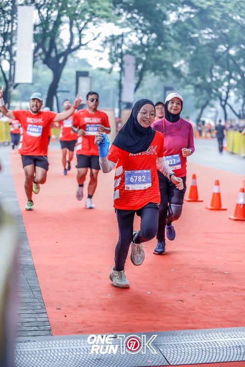 Race photo from ONE RUN 10K 2025