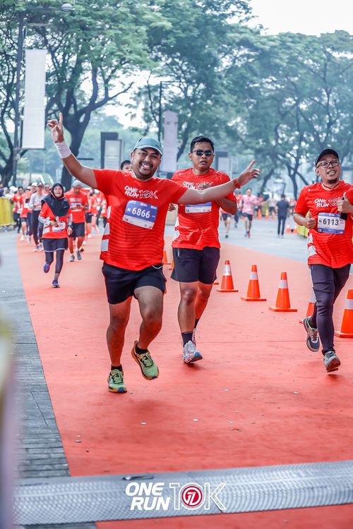 Race photo from ONE RUN 10K 2025