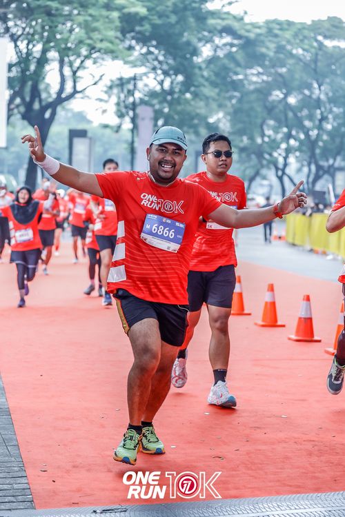 Race photo from ONE RUN 10K 2025
