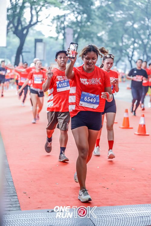 Race photo from ONE RUN 10K 2025
