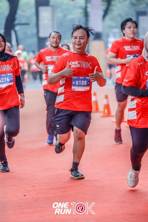 Race photo from ONE RUN 10K 2025