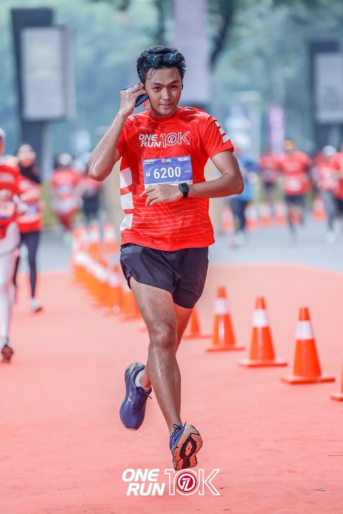 Race photo from ONE RUN 10K 2025