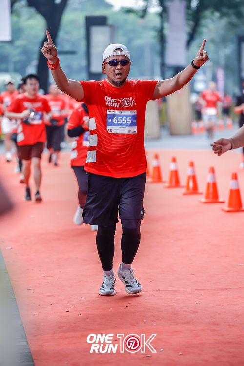 Race photo from ONE RUN 10K 2025