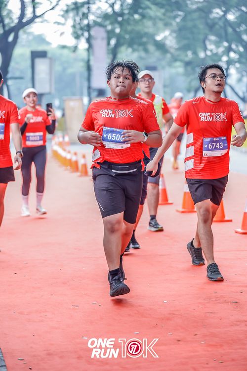 Race photo from ONE RUN 10K 2025