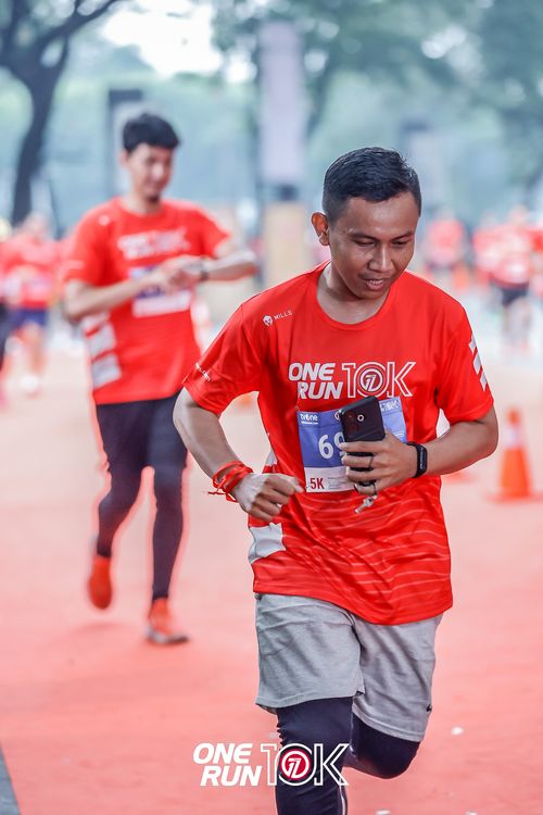 Race photo from ONE RUN 10K 2025