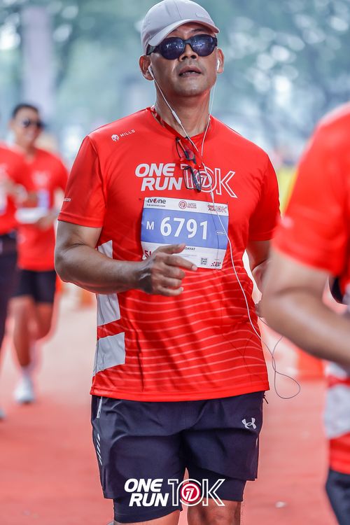 Race photo from ONE RUN 10K 2025