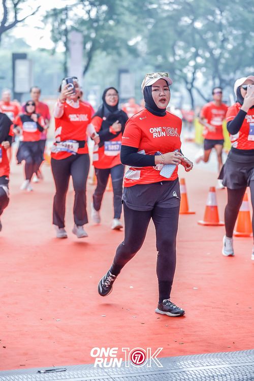 Race photo from ONE RUN 10K 2025
