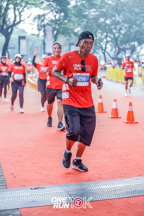 Race photo from ONE RUN 10K 2025
