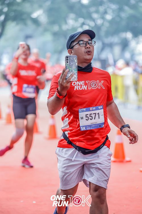 Race photo from ONE RUN 10K 2025