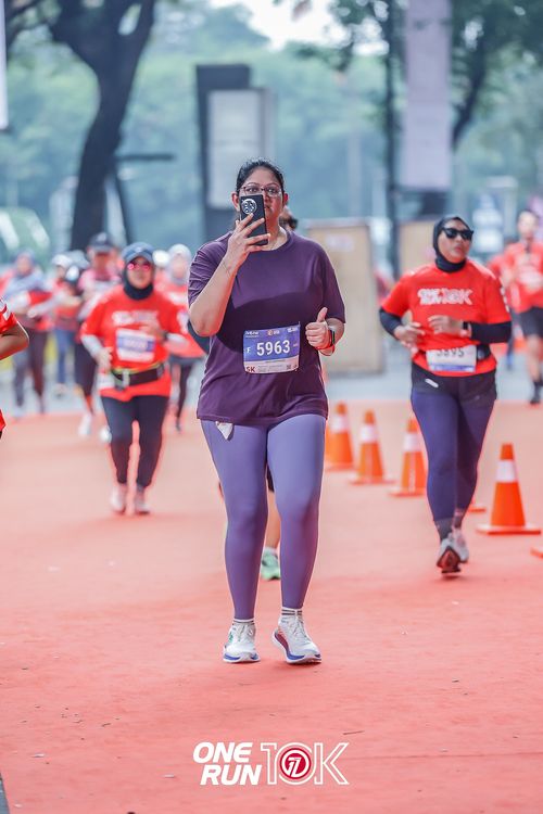 Race photo from ONE RUN 10K 2025