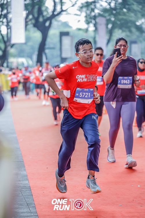 Race photo from ONE RUN 10K 2025