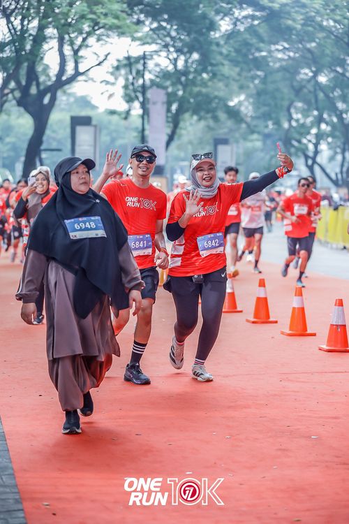 Race photo from ONE RUN 10K 2025