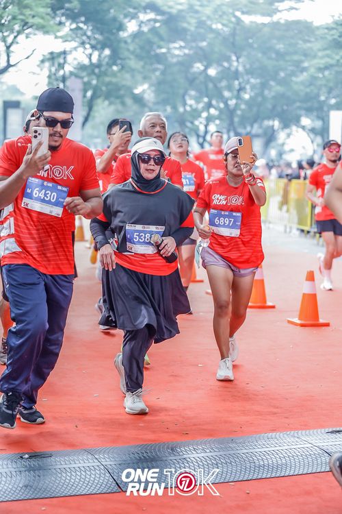 Race photo from ONE RUN 10K 2025