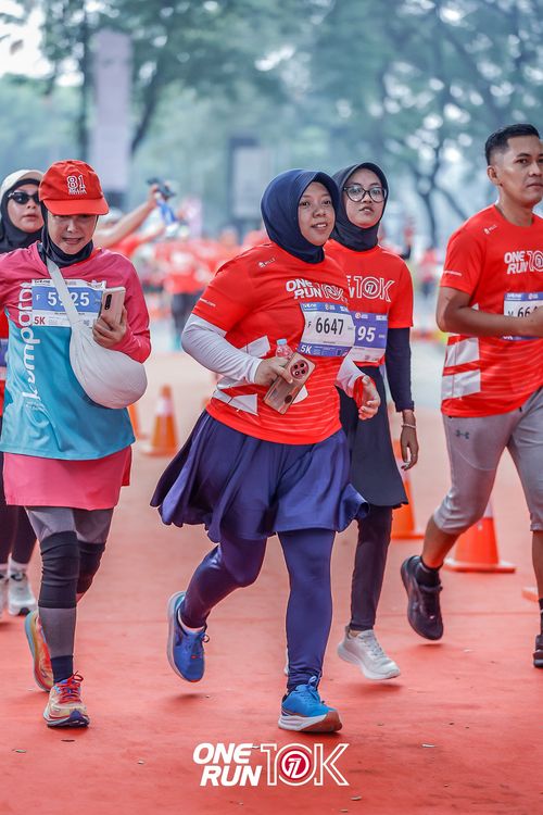 Race photo from ONE RUN 10K 2025