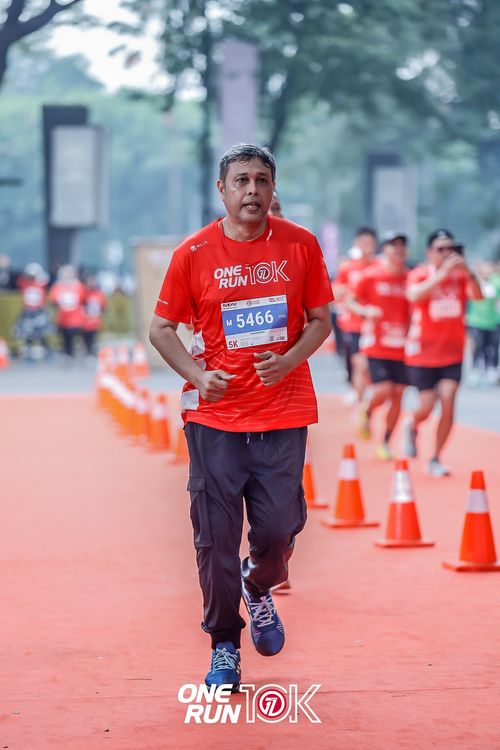 Race photo from ONE RUN 10K 2025