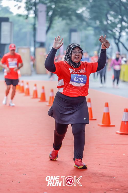 Race photo from ONE RUN 10K 2025