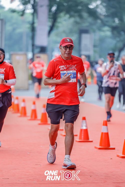 Race photo from ONE RUN 10K 2025
