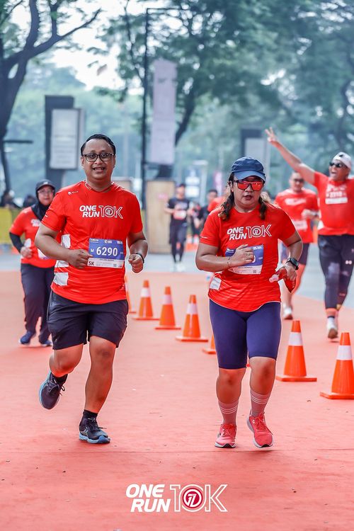 Race photo from ONE RUN 10K 2025