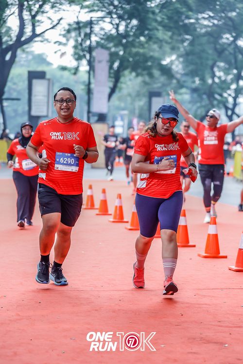 Race photo from ONE RUN 10K 2025