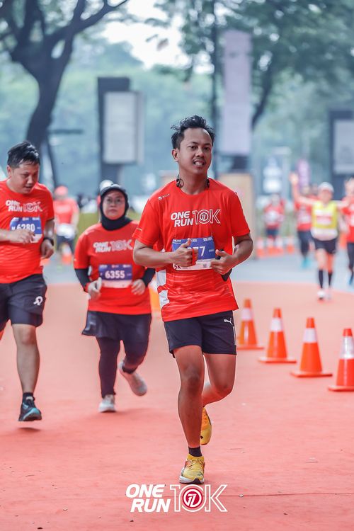 Race photo from ONE RUN 10K 2025