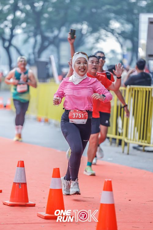 Race photo from ONE RUN 10K 2025