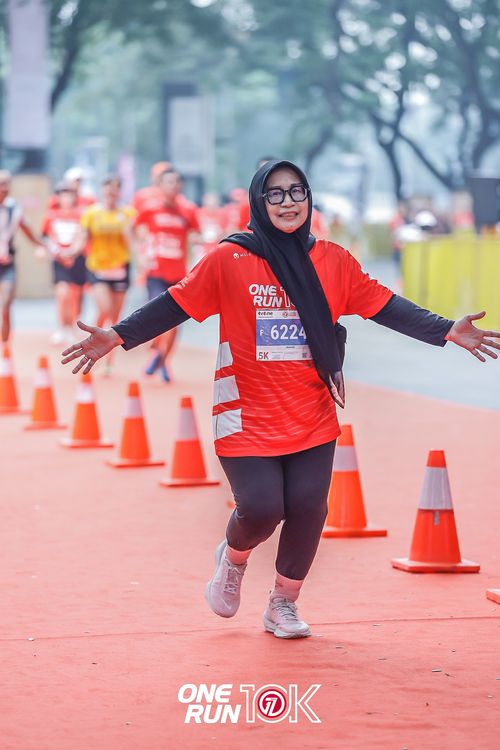 Race photo from ONE RUN 10K 2025