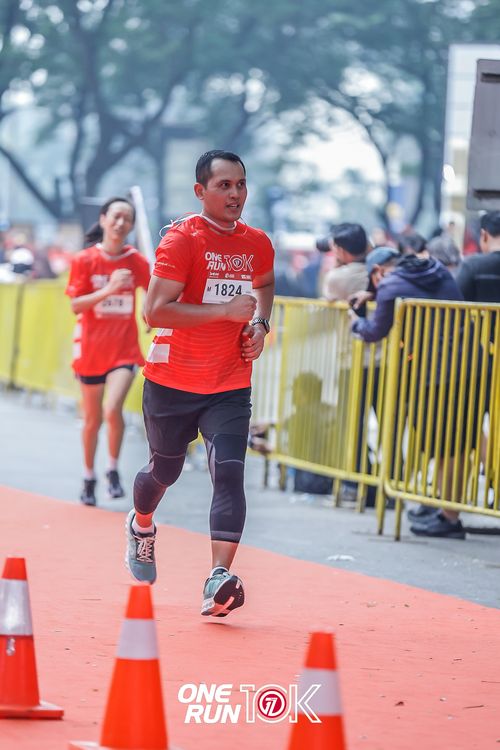 Race photo from ONE RUN 10K 2025