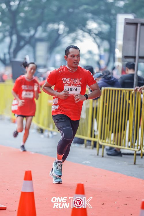 Race photo from ONE RUN 10K 2025