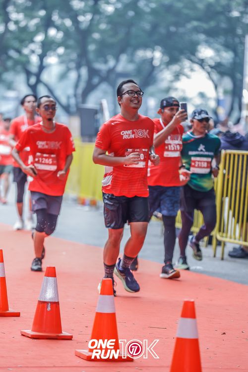 Race photo from ONE RUN 10K 2025