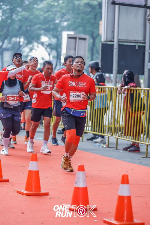 Race photo from ONE RUN 10K 2025