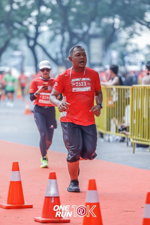 Race photo from ONE RUN 10K 2025