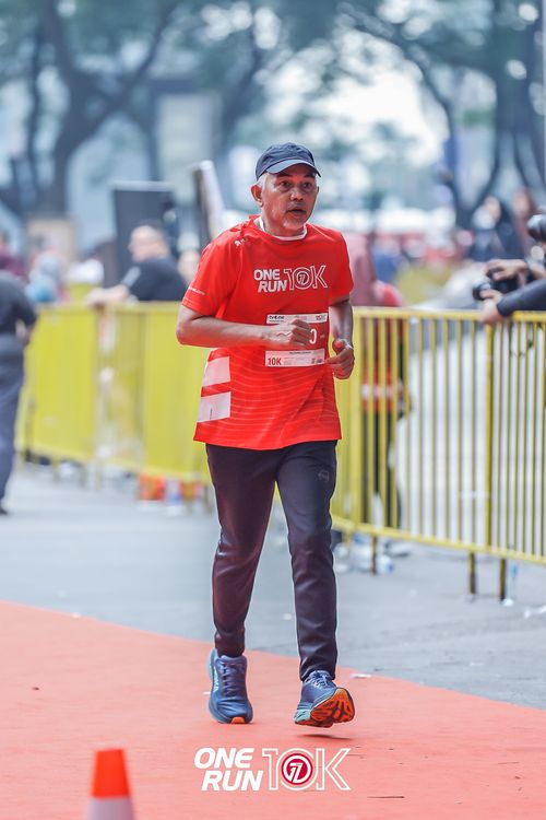 Race photo from ONE RUN 10K 2025
