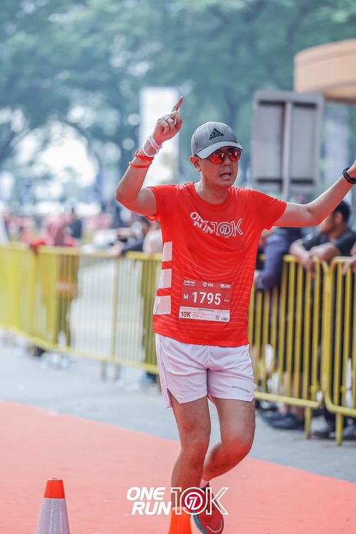 Race photo from ONE RUN 10K 2025