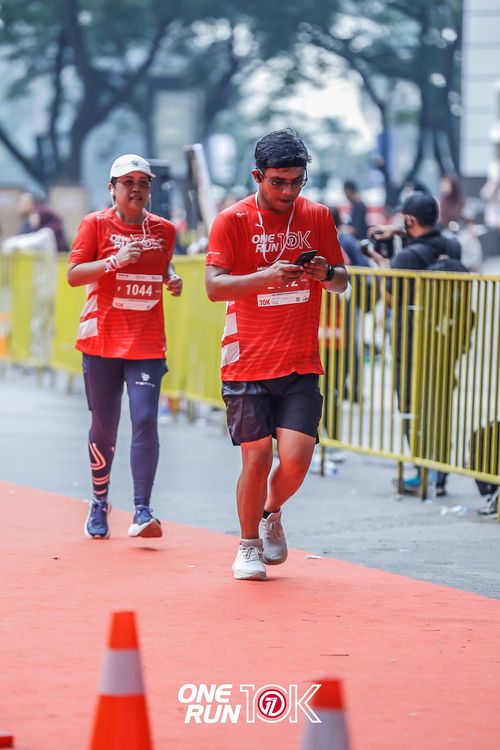 Race photo from ONE RUN 10K 2025