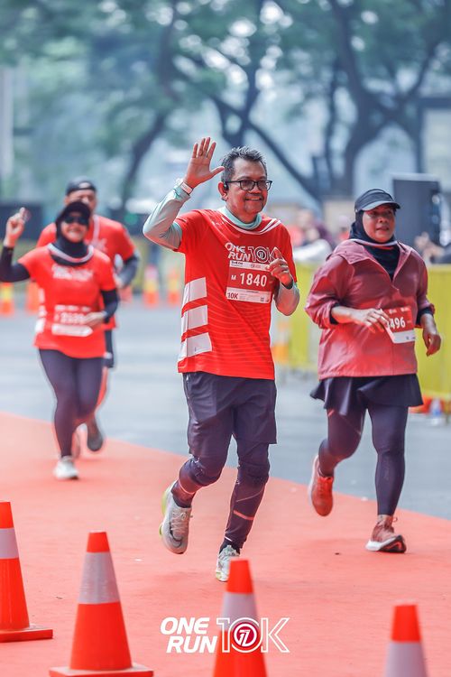 Race photo from ONE RUN 10K 2025